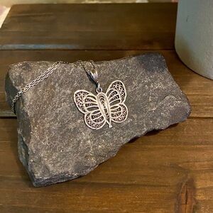 Sterling Butterfly Necklace🌻